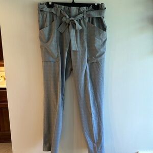 Athleta Skyline pant in plaid size 10